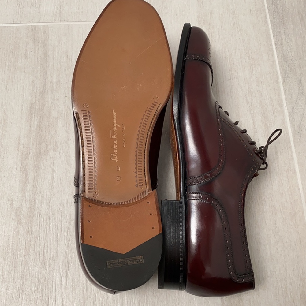 Salvatore Ferragamo Renzo  Leather Wingtip Oxford - Picture 7 of 10